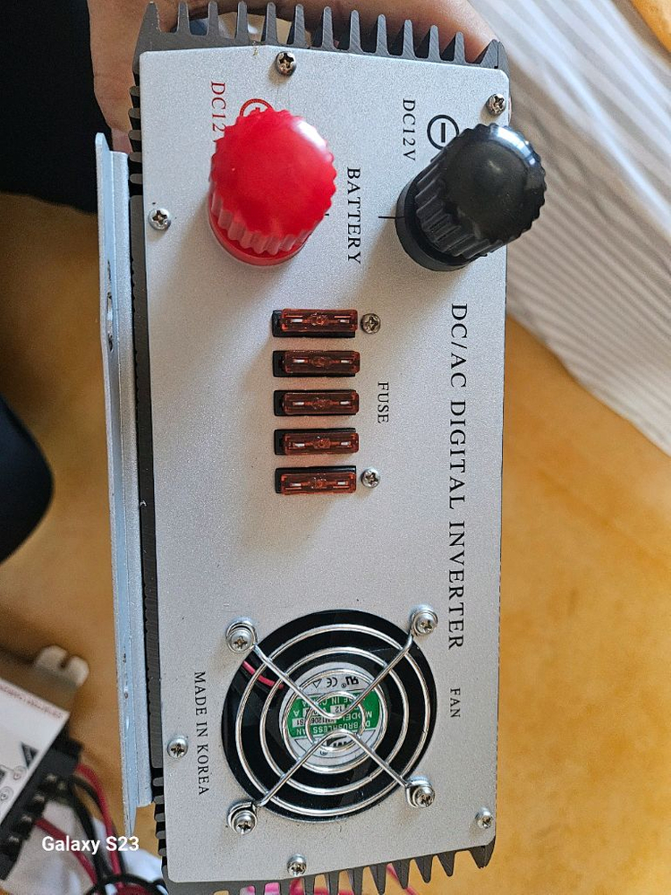 올텍 12v 1800w 인버터팝니다 이미지