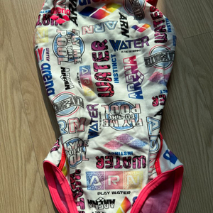 일본 아레나 탄탄이 여아 선수용 연습복 130사이즈