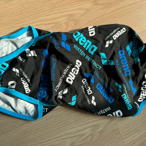 일본 아레나 탄탄이 여아 선수용 연습복 130사이즈