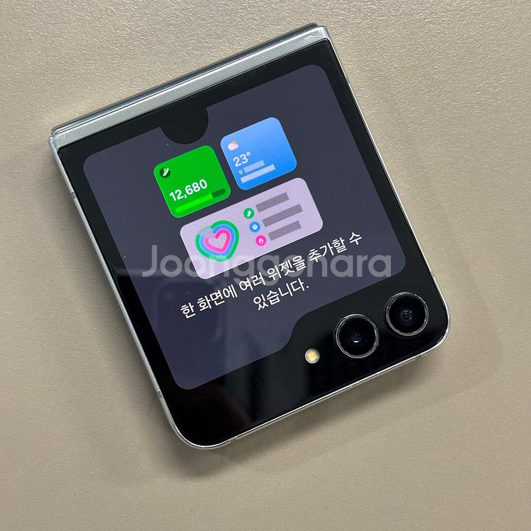 갤럭시Z플립5 민트색상 256용량 24년4월개통 미파손 무잔상 상태좋은 특AAA급 가성비 폰 판매--7