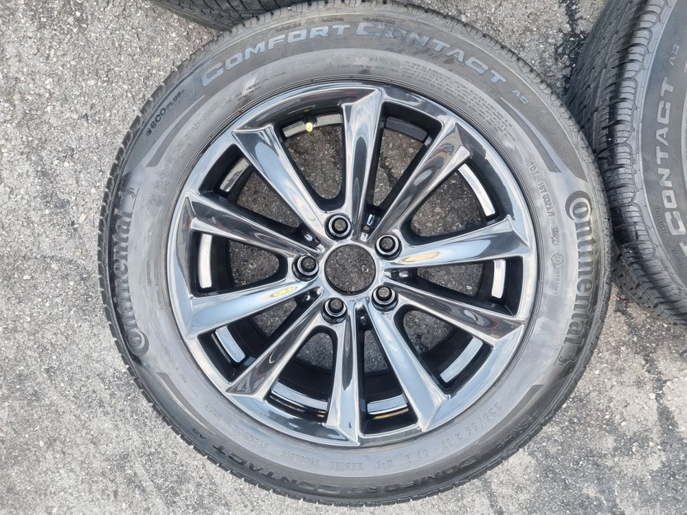 BMW 5시리즈 17인치 블랙유광 휠타이어 팝니다--3