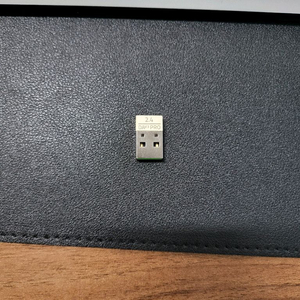 레이저 데스에더 V3 PRO 무선 마우스 리시버