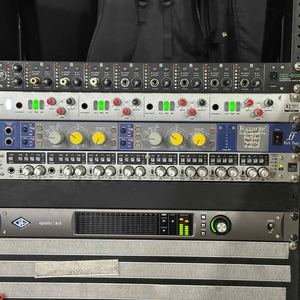 UAD apollo X16 오디오인터페이스