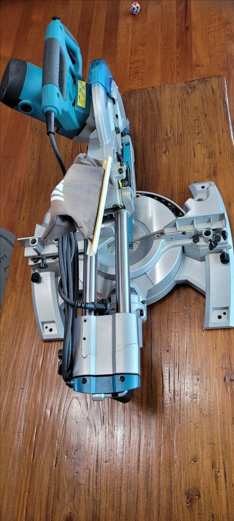 마끼다 LS1018L 슬라이딩 마루절단기--3