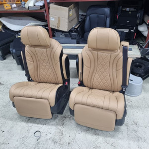 4세대 KA4 카니발 7인승 2열시트 두대분 팝니다. 이미지