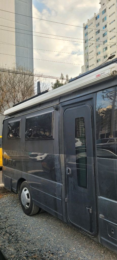 카운티캠핑카 이미지