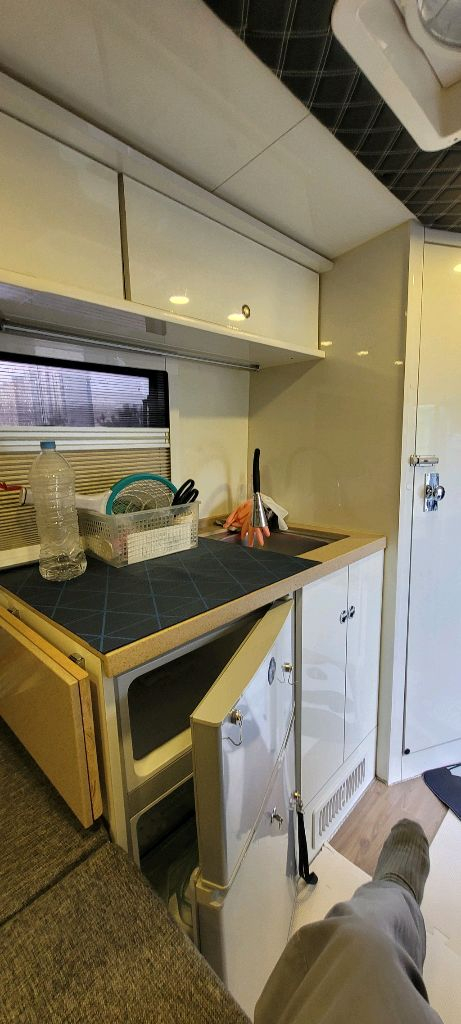 카운티캠핑카 이미지