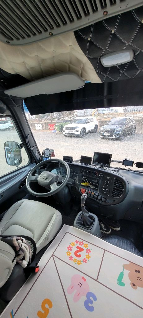 카운티캠핑카 이미지