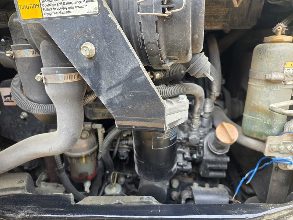 중고포크레인 미니 얀마VIO35 2015년식 10800시간가동 1600만원 중고굴삭기판매 합니다--3