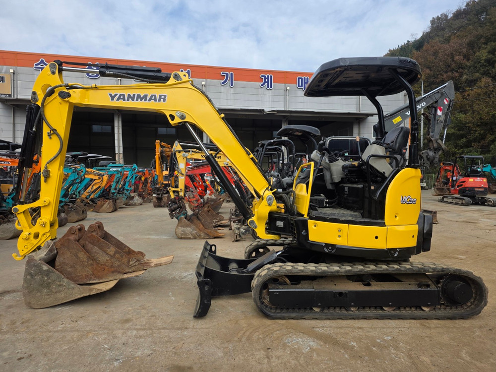 중고포크레인 미니 얀마VIO35 2015년식 10800시간가동 1600만원 중고굴삭기판매 합니다--5