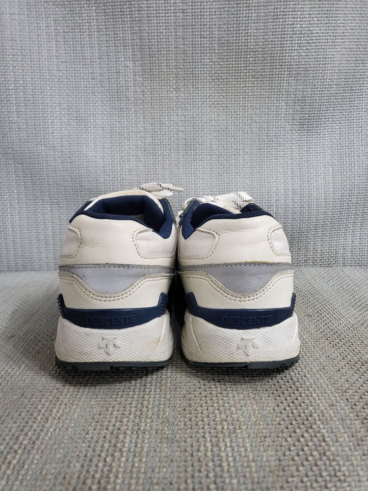 데상트 운동화 240 이미지