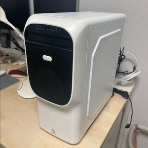 i9 9900kf/z390m/16gb/ssd120 본체팔아요