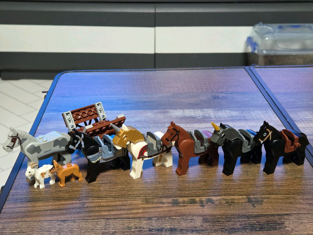 레고 그린드래곤 킹덤드래곤 킹덤라이언 뉴캐슬 트롤 드워프 해골말 동물 캐슬 피규어 7036 7419 8962--5