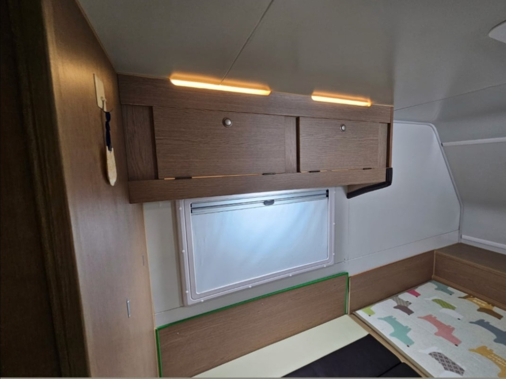 캠핑 카라반 트레일러 2~3인용 소형 차고지증명x 면허 x 캠핑카 이미지