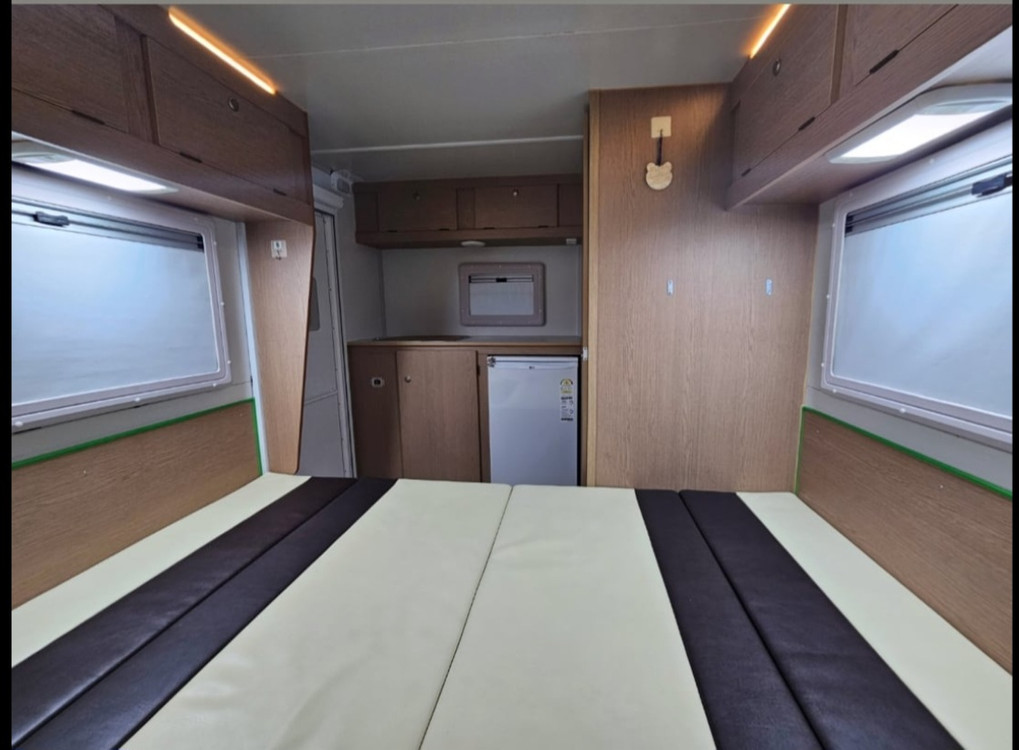 캠핑 카라반 트레일러 2~3인용 소형 차고지증명x 면허 x 캠핑카 이미지