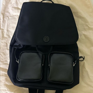 미닛뮤트 클로 백팩 블랙