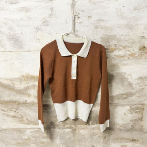 브라운 배색 카라얇은니트 깔끔한 상태!