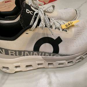 온러닝 클라우드몬스터 세탁완료 280