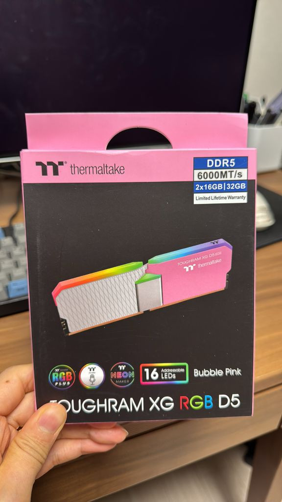 써멀테이크 xg RGB 램 ddr5 6000 32gb 미개봉--1