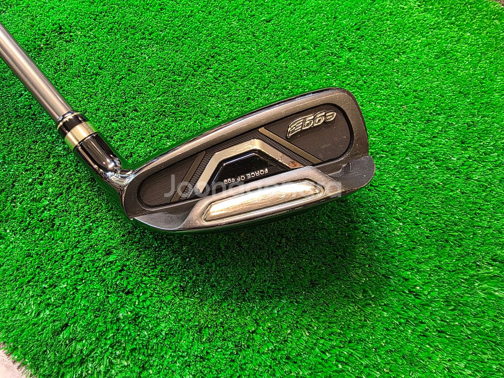 PRGR 5번 아이언 유틸리티 처분합니다--2