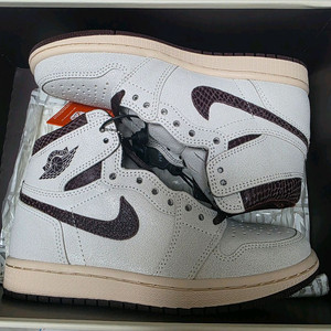 조던 1 x 아 마 마니에르 레트로 하이 OG SP 세일 앤 버건디[235]