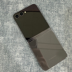 갤럭시Z플립5 블랙 256G 게임용 서브용 단말기 검수완료 터치정상 판매