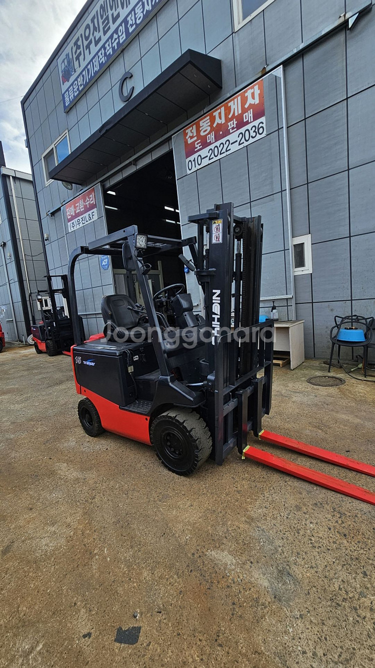 저렴한 니찌유 좌식 1.5톤 전동지게차 3M 550만--0