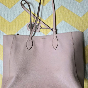 루이가또즈 핑크 토트백