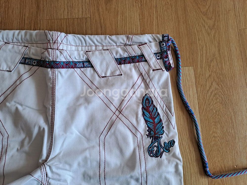 (새상품) 그립스 아라 한정판 주짓수 도복--7