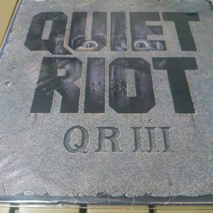 Quiet Riot의 QR III LP 앨범입니다
