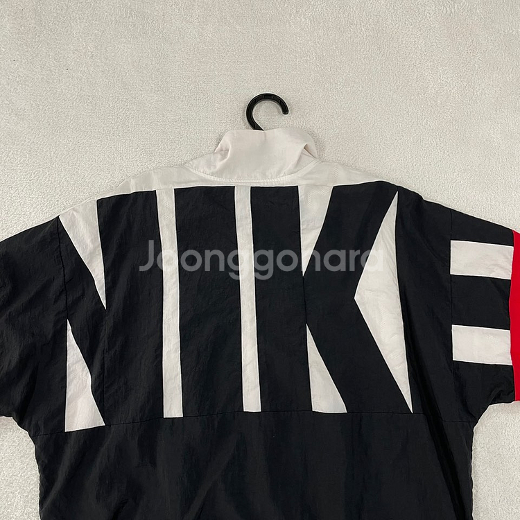 L 나이키 백로고 나일론 바람막이 100--8