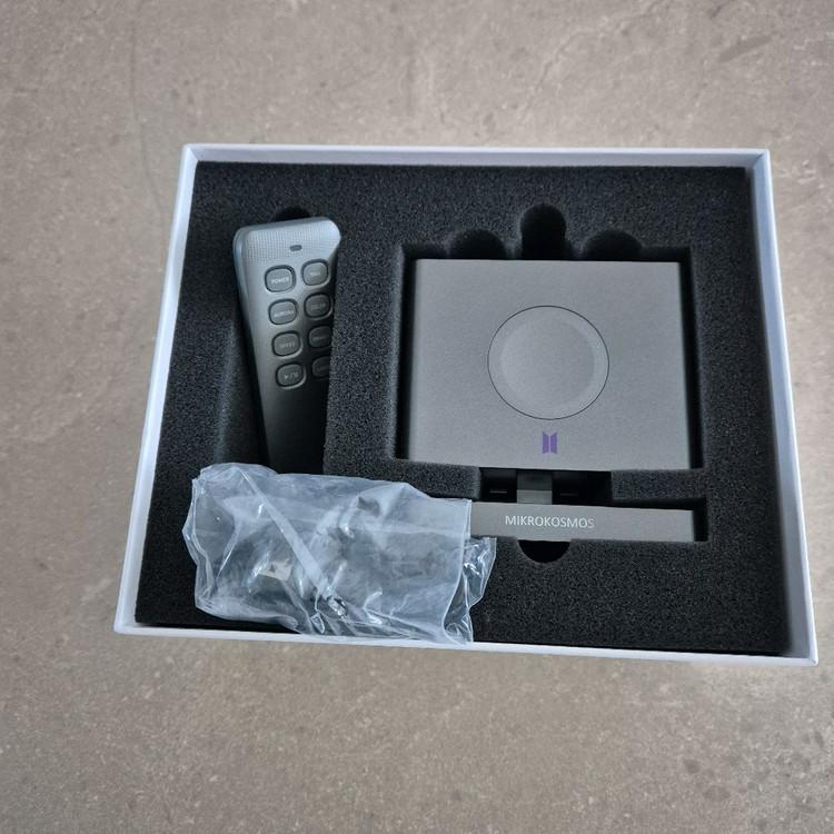 bts 정국 블루투스 스피커 겸 무드등--1