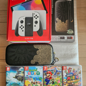 닌텐도 스위치 OLED 화이트+젤다의 전설 티어스 오브 더 킹덤+모여봐요 동물의 숲+마리오 파티 슈퍼스타즈+슈퍼 마
