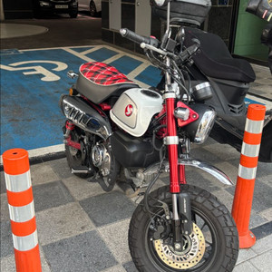 키로수 적은 혼다 몽키 125 레드 판매합니다!