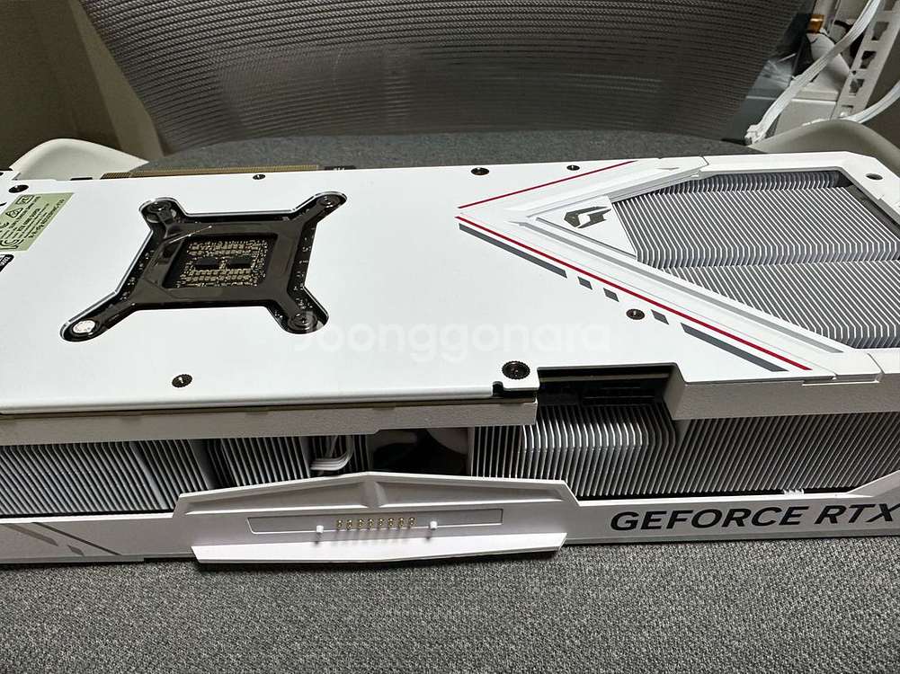 RTX 4080 super 불칸 용에디션 화이트 풀박스--3