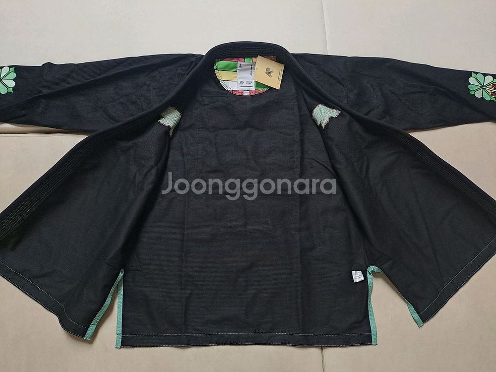 새상품) 알비노앤프레토 Break A Leg 한정판 주짓수 도복--3