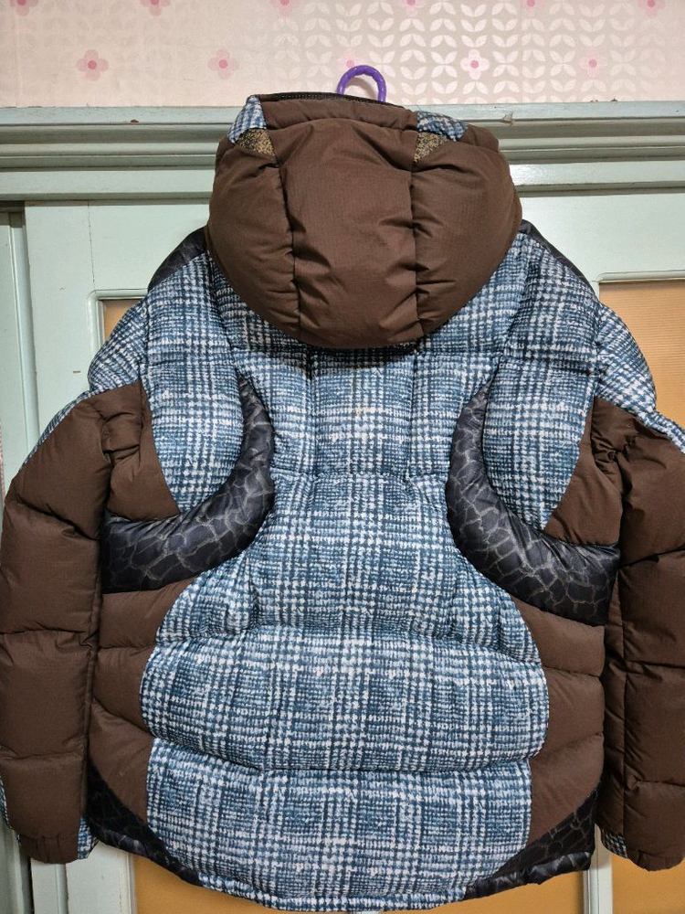 블랙야크 구스다운패딩 이미지