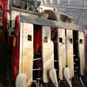 국제 5조 콤바인 DKC865 입니다