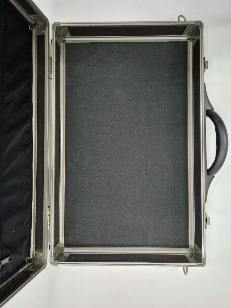 흥일 화구박스 알루미늄 화구가방 이미지