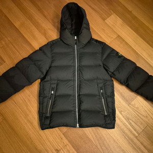 스톤아일랜드 23FW 심리스터널 나일론패딩 블랙 L