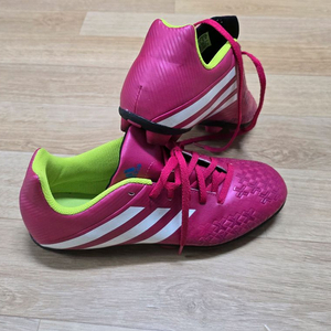 (택포)아디다스 축구화 남 260