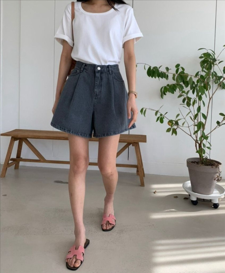 그레이 5부 핀턱 A라인 반바지 S--5