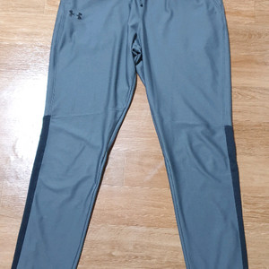 남.33-34) 언더아머 남성 트레이닝 바지 / 츄리닝 헬스 러닝 실내스포츠