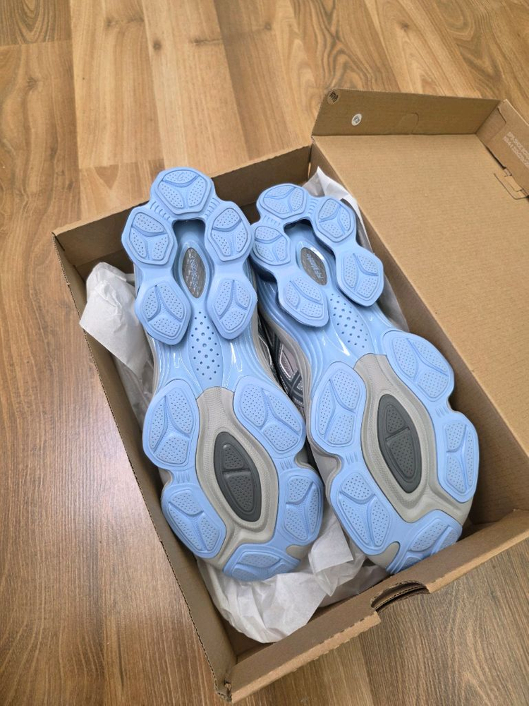 아식스 젤 키네틱 플루언트 270--1