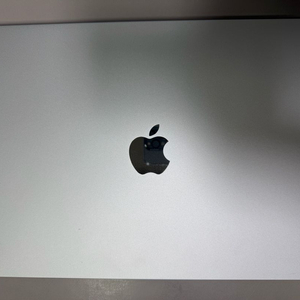 맥북에어 M4 15인치 16GB/256GB 새상품급
