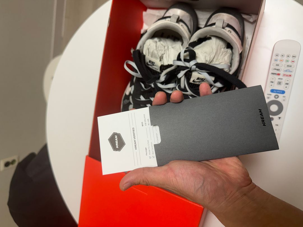 나이키 사카이 베이퍼와플 검흰 265 이미지