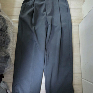 시스템옴므 정품 와이드 겨울 그레이 밑단 단추 32-34사이즈