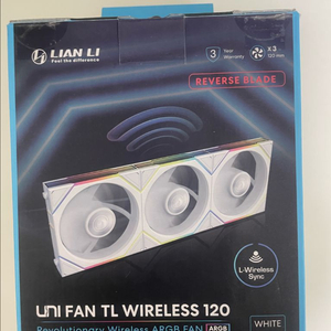 리안리 UNI FAN TL WIRELESS 120 화이트 리버스 ARGB 3팬 1팩 판매합니다.