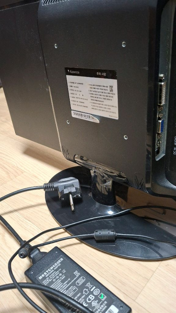 24인치 1080p fhd 모니터, gtx 750ti 그래픽카드--2