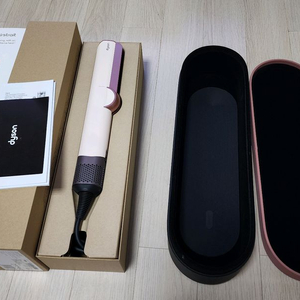 다이슨 에어 스트레이트 스트레이트너 세라믹 핑크 풀박스 + 전용 보관케이스 팝니다